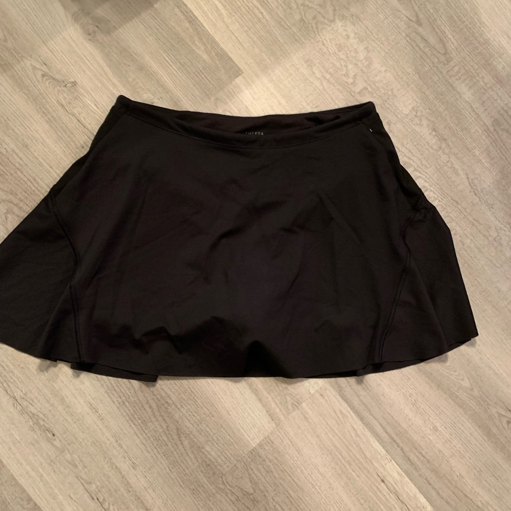 Athleta match point skort in black